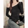Sweet and Spicy Slanted Shoulder Sexy Long-sleeved T-shirt for Women In Early Autumn New Tight Waisted One-line Collar Personalized Top