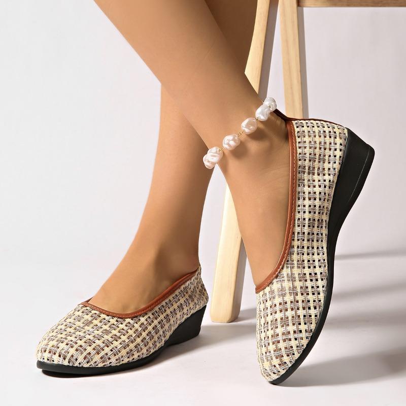 New Shallow-mouthed Flat Single-shoe Women's Plus-size Casual Loafed Lazy Shoes