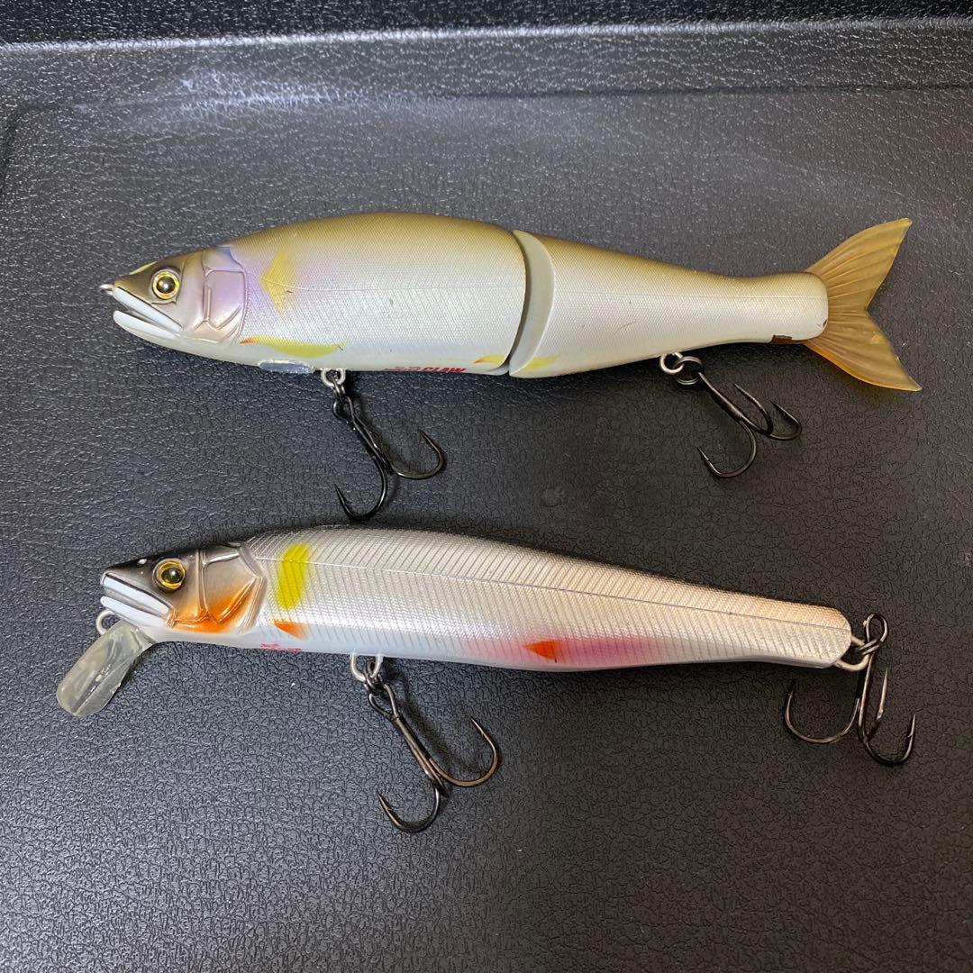 Used JOINTED CLAW TYPE-F JOINTED CLAW Lure