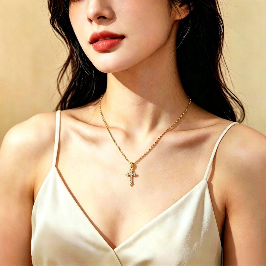High-End Rhinestone Cross Necklace: Luxurious Zirconia Choker for a Shiny, Versatile Look