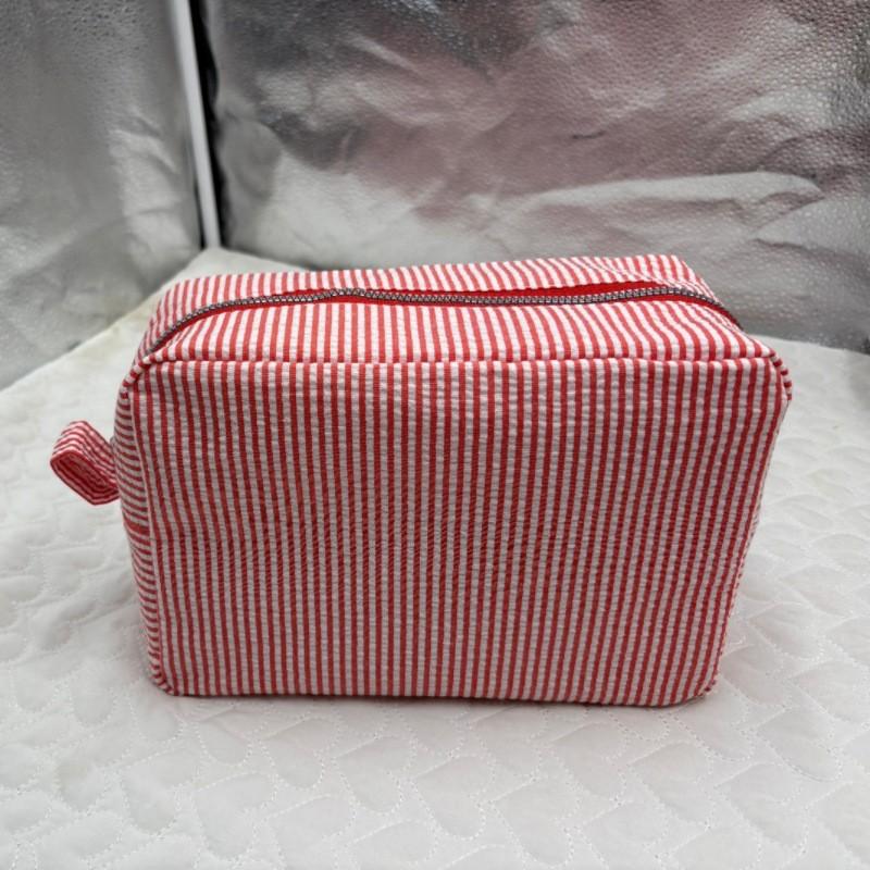 Vintage Striped Makeup Bag With Zipper Closure For Travel And Daily Use