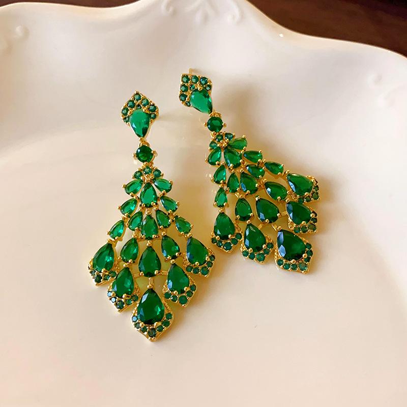 

Silver needle zircon rhombus leaf earrings Korean small fresh long earrings fashionable personalized atmospheric earrings women