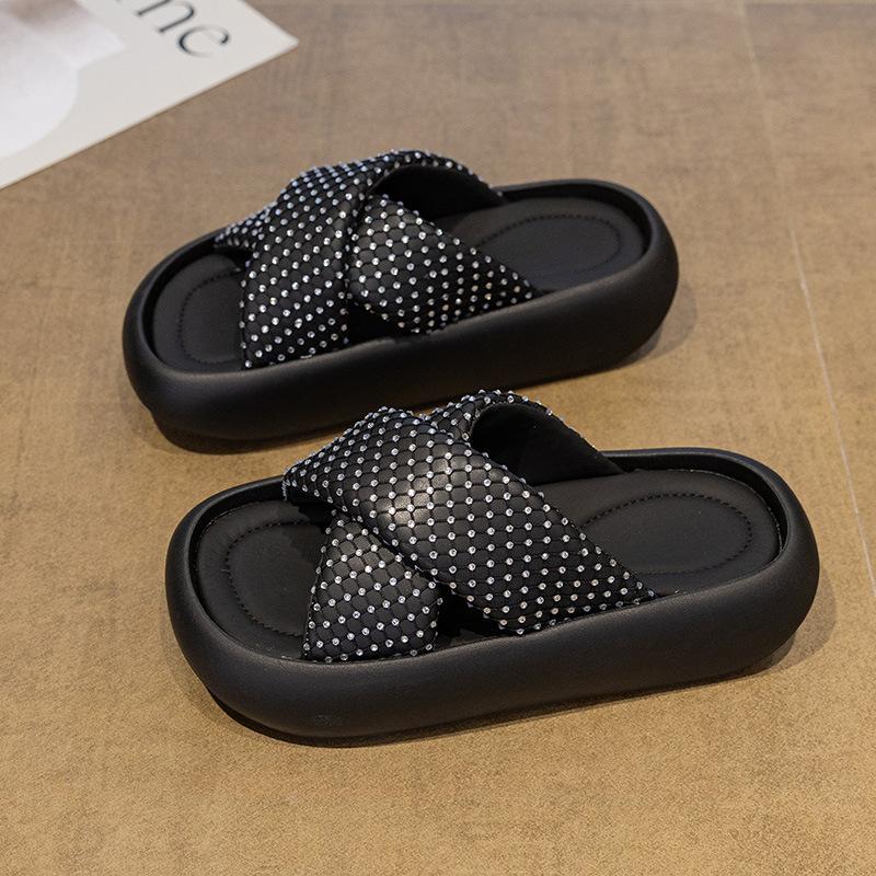 With skirt Internet celebrity fashion beach one-word cool slippers women's summer wear 2025 new thick-soled cross-strapped slippers