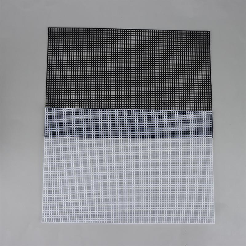 2 Stück Näh-Kunststoff-Gittergewebe Schwarz/Weiß für DIY Bestickte Gewebte Handarbeiten 30*20cm