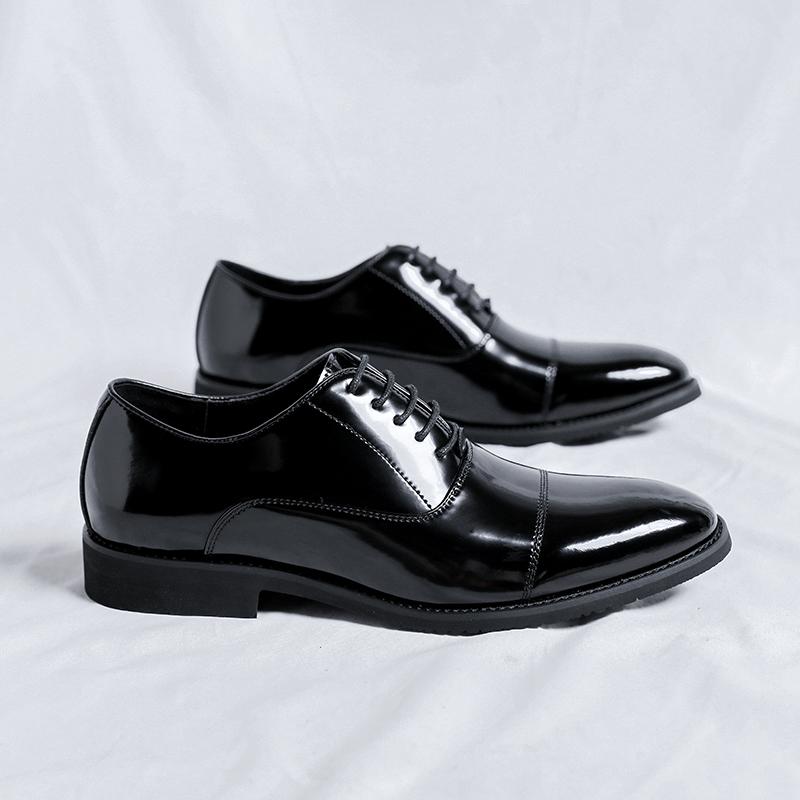 

Fashion Business casual men s leather shoes Gentleman Classic Style Daily office work for wedding parties Men s pointed Black shoes 44 чёрный