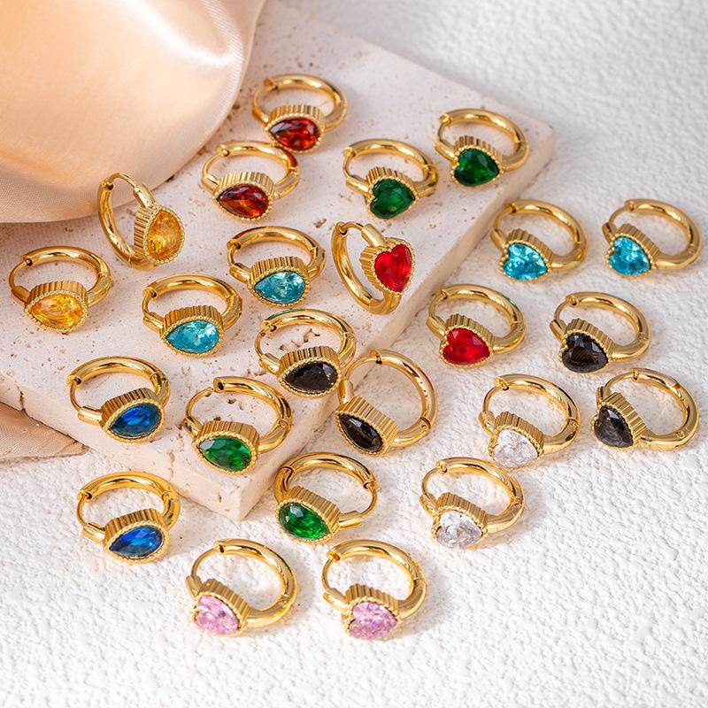 Hochwertige Edelstahl-Sternohrringe mit Vintage-Smaragd- und Zirkonkristallen