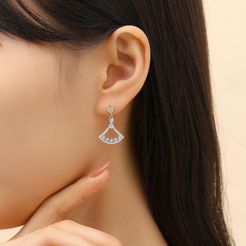 Fan-shaped Small Skirt Stud Earrings Girls Fashion Light Luxury Ins Style Geometric Zircon Earrings