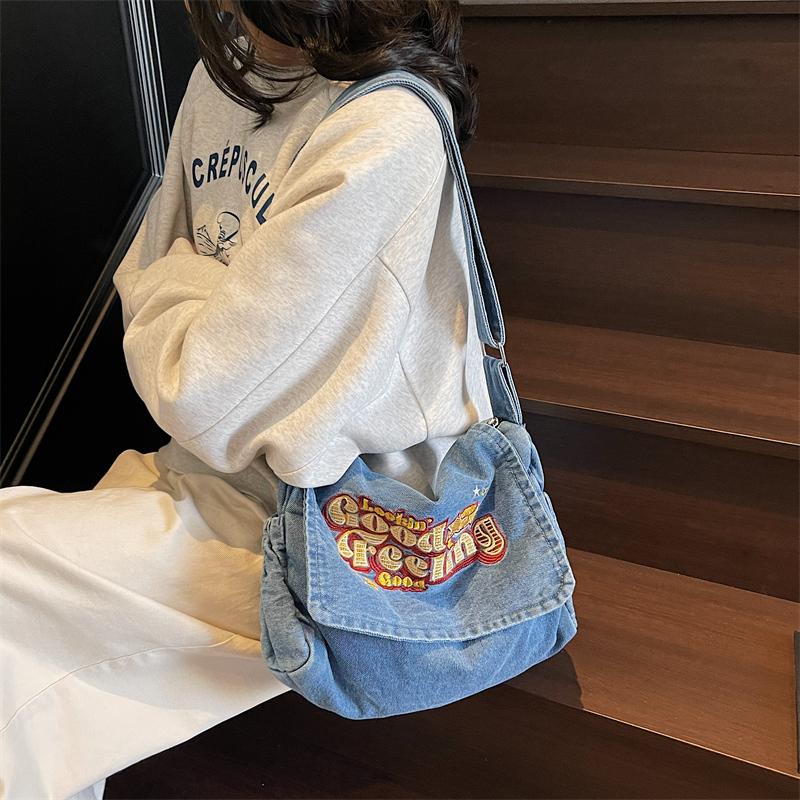 Large Capacity Denim Bag Student Class Crossbody Bag Letter Embroidery Women Commuter Tote Bag