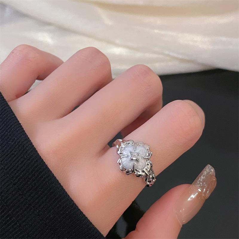 The Same Four-Leaf Clover Open Ring Niche Design Drop Glaze Light Luxury High-End Sense Personalized Ring Woman
