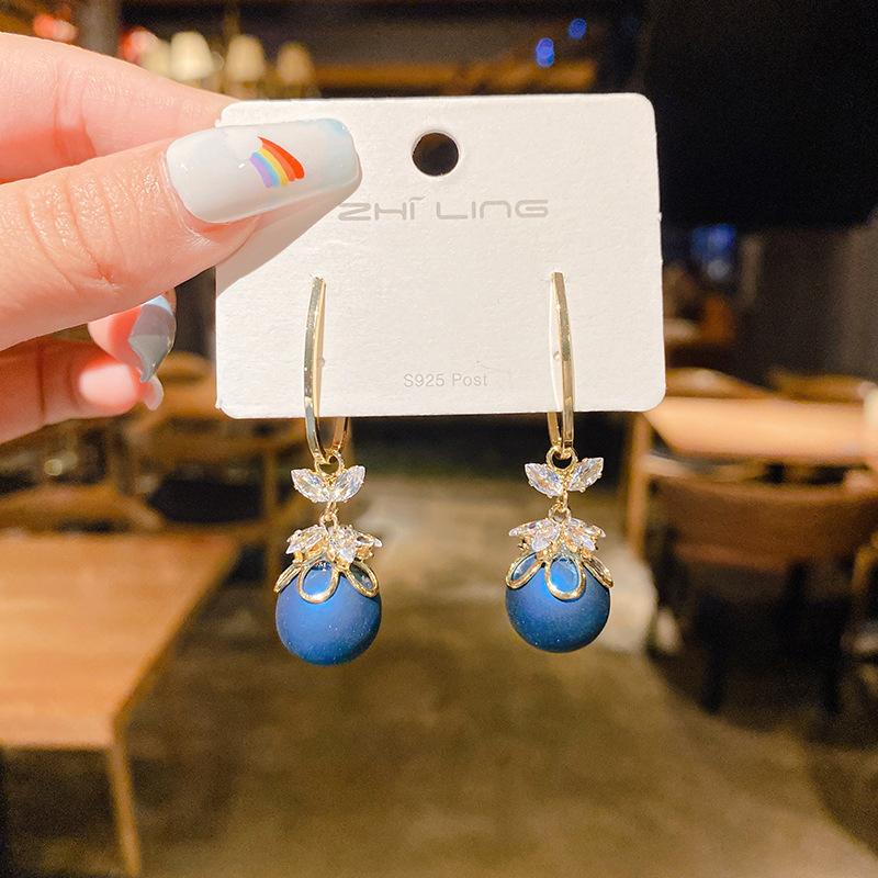 Premium Design Niche Temperament Stud Earrings Women's Blue Earrings 925 Silver Exquisite Light Luxury Versatile Earrings