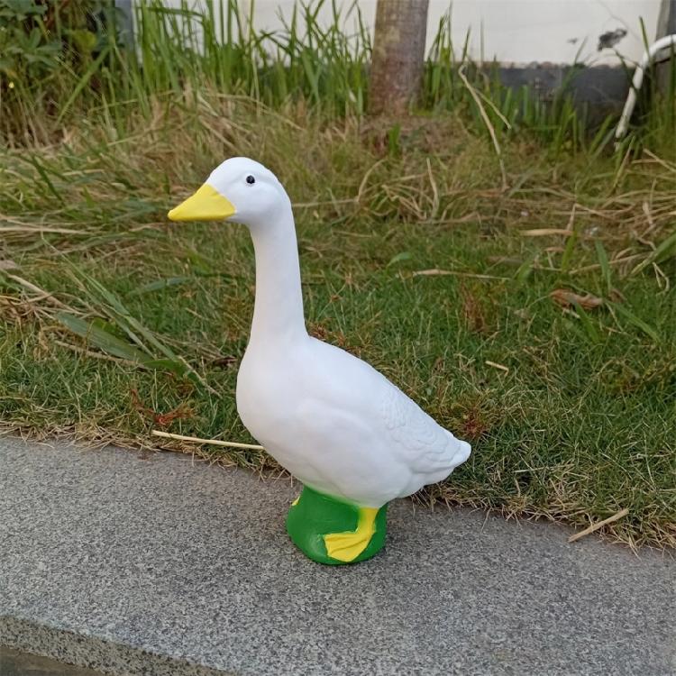 Decorative White Geese Statue Nontoxic Resins Outdoor Art Ornaments for Year Round Garden Yard Patios Display