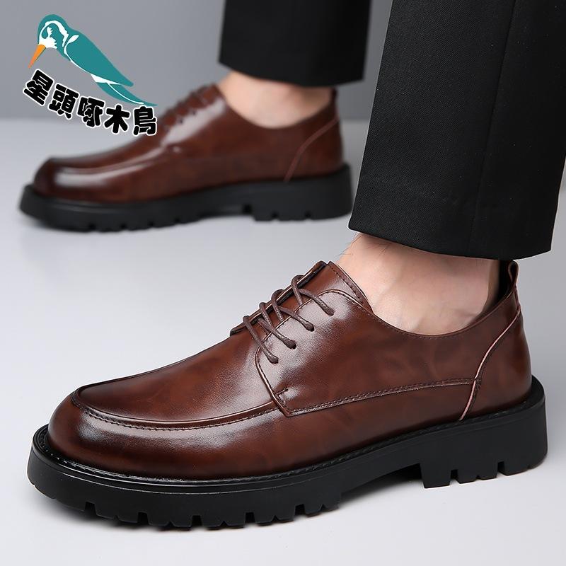 One-foot square head leather shoes men's high-end thick-soled glossy patent leather British inner height-increasing leather shoes