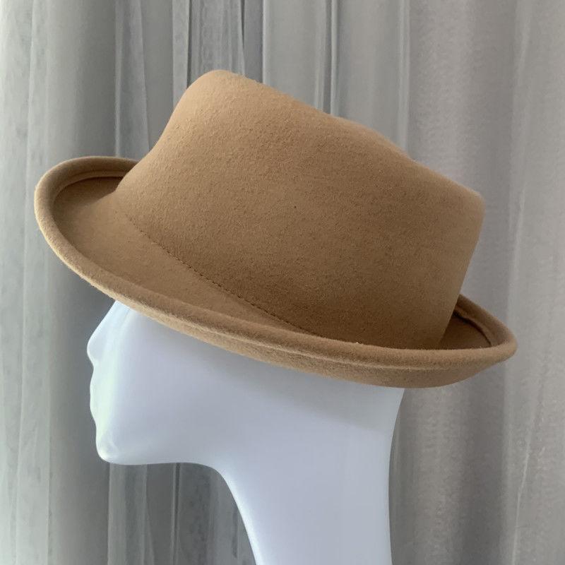 Autumn and Winter Retro Jazz Woolen Hat, European and American Street Fashion Versatile Men's and Women's British Curled Top Hat Tide