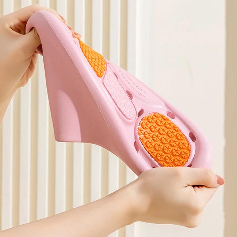 Fashion Home Bathroom Non-Slip Slippers Women Soft Sole Platform Couple House Slippers Summer Comfortable Flat Heel Indoor Slides 2025