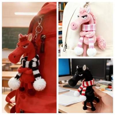 2026Neue Plüschpuppe Neujahrsmaskottchen des Jahres des Pferdes Plüschpony-Spielzeug Rucksack-Hängezubehör Cartoon-Pferd Schlüsselanhänger