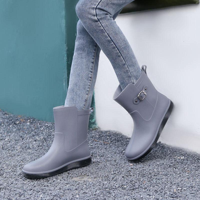 Water Shoes Medium Tube Rain Shoes Middle-aged Women Plus Lint Fashion Girls Water Glue Shoes Water Boots Rain Boots Women