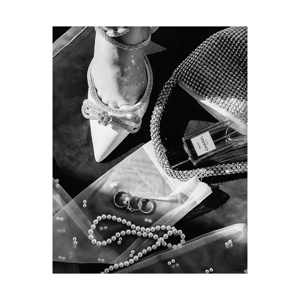 Modern Luxury Fashion Black White Art Heels Champagne Feminist Retro Poster Canvas Paintings Wall Art Pictures Home Decor