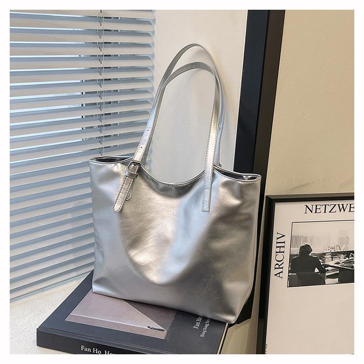 Retro Soft Pu Leather Women Shoulder Bag Large Capacity Simple Ladies Handbags Solid Color Portable Commuter Female Tote Bags