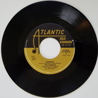 7-Zoll Schallplatte YOUNG RASCALS - Groovin' / A Girl Like You GS45782 Atlantic Canada Rock Gebraucht