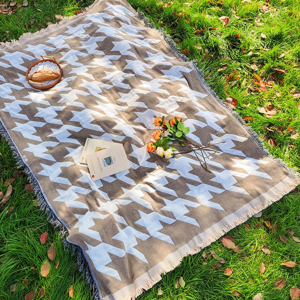Bohemian Knitted Decorative Camping Blanket Portable Moisture-Proof Picnic Mat Outdoor Lawn Mat Camping Tablecloth Tent Floor Mat All-Weather