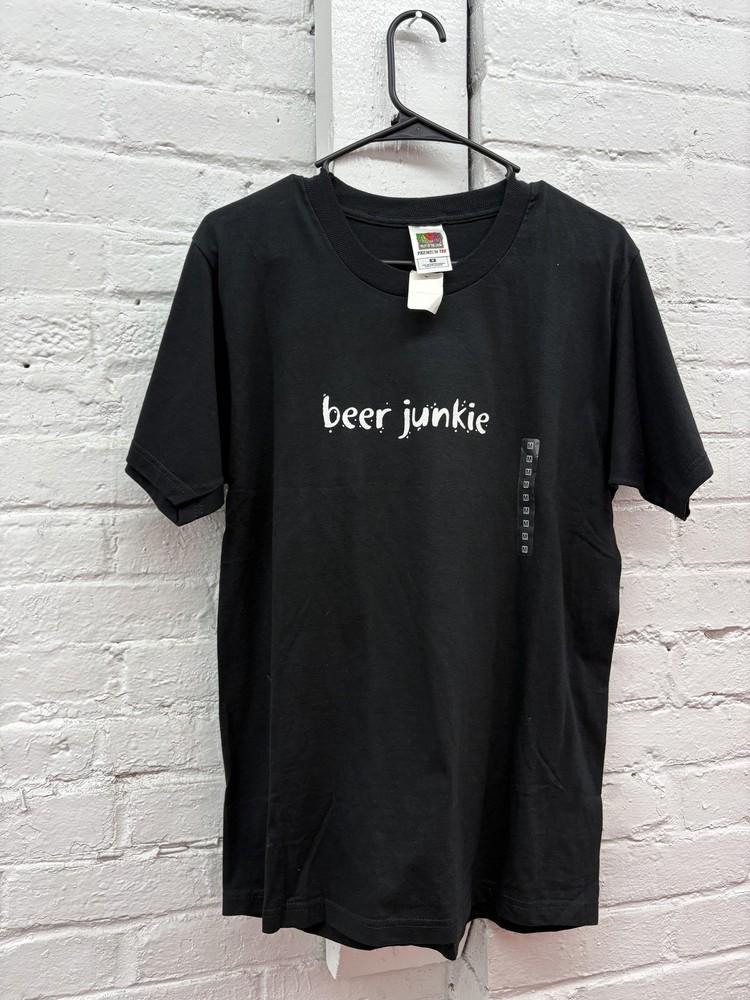 Vintage Beer Junkie Shirt Mens Medium Graphic Tee Funny Novelty Humor Y2K Unisex T-Shirt XXL