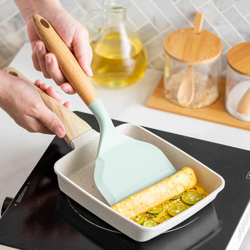 1Pc Silicone Heat Resistant Spatula Household Food Grade Non-stick Frying Pan Sushi Steak Fish Pancake Baking Scoop Kitchen Tool