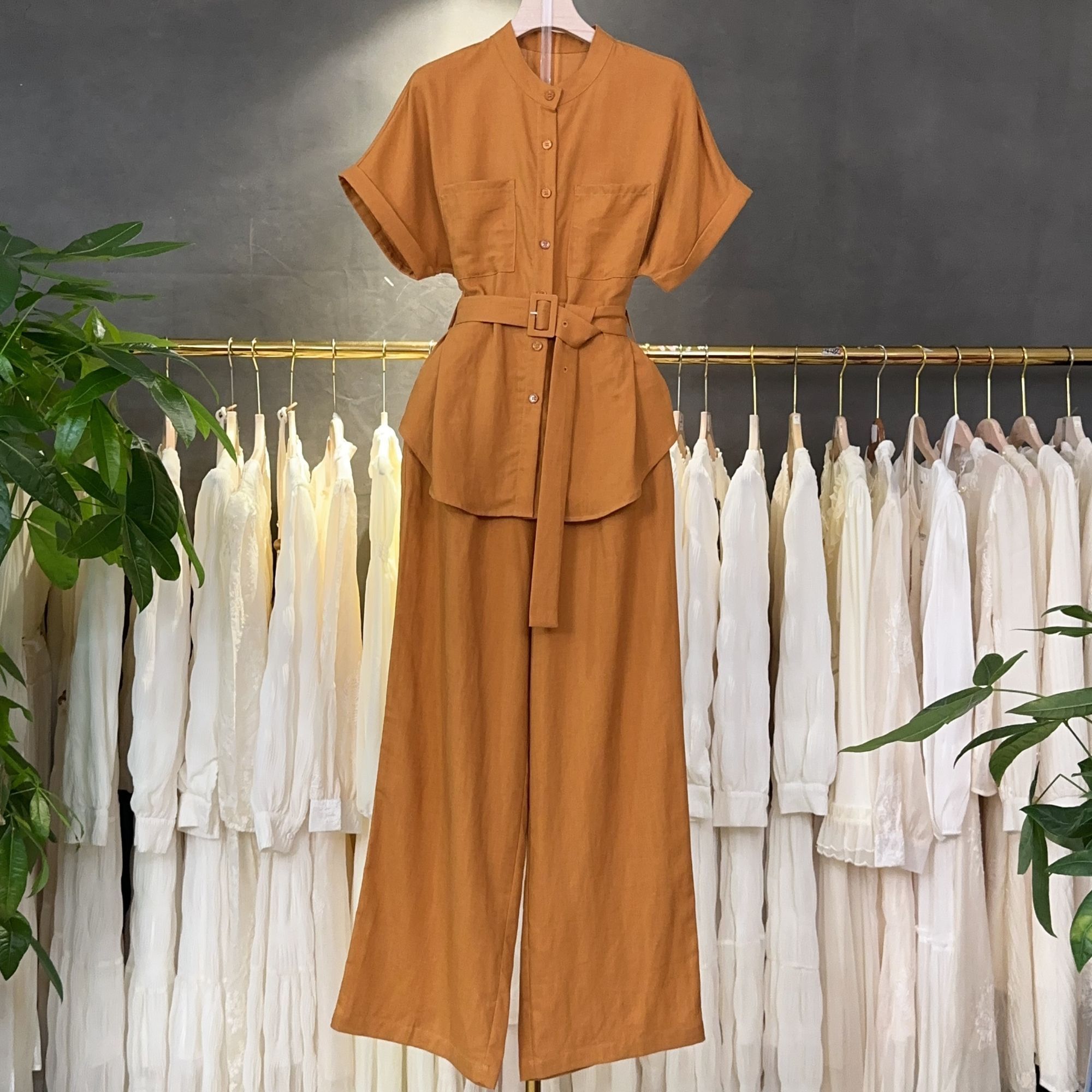 

Summer Short-sleeved Shirt Suit Retro Casual Temperament Lace Short-sleeved High-waisted Wide-leg Pants Two-piece Set 3XL