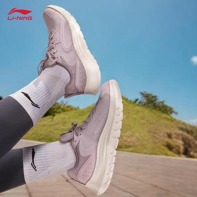 Obuwie damskie – Sneakersy