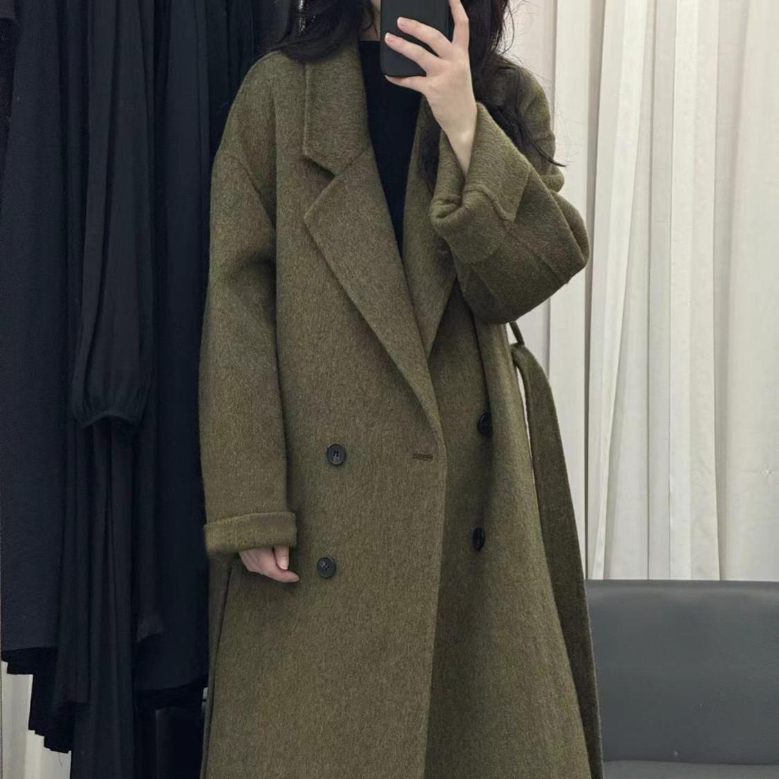 

Женское длинное двустороннее кашемировое пальто черного и серого цвета - Ретро воротник-стойка, Свободный крой, Утепленное для тепла, Идеально для осени и зимы M 125-150cm