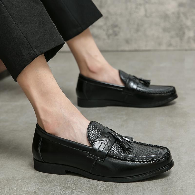Fashion Trendy Mens Loafers Casual Leather Tassel Slip on Shoes  Male Work Office Driving Sneakers outdoors Comfortable Large 38-48