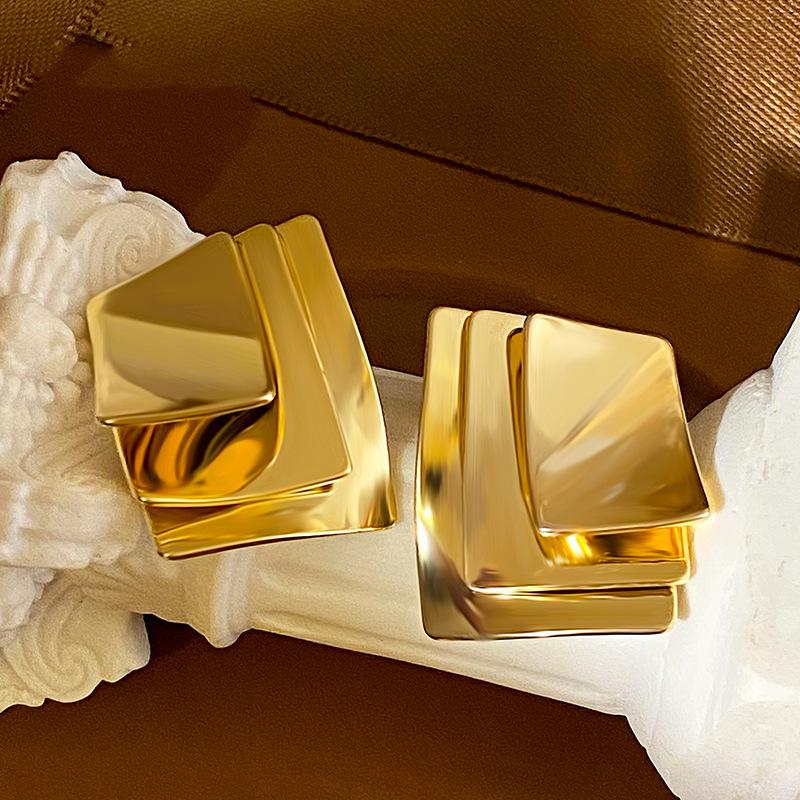 Minimalist Geometric Metal Stud Earrings: European & American Niche Design, Cold Style, Exaggerated High-End Look for Women