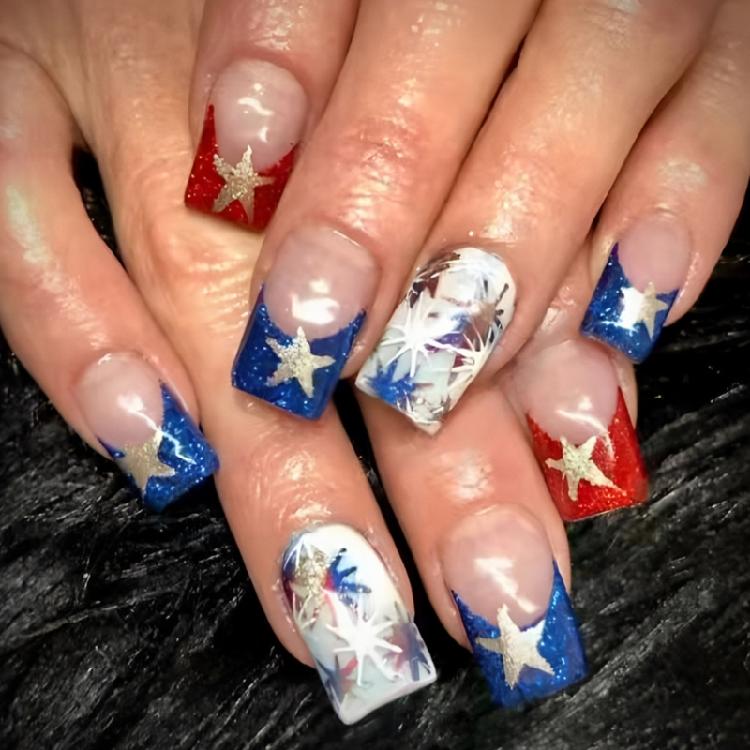 Square False Nail French Tip Press on Nail Full Cover Fake Nail Independence Day Glues on Nail Patriotic False Nail
