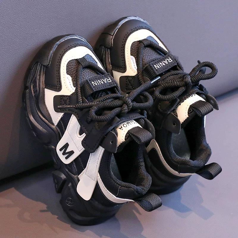 Children's Sports Shoes 2025 New Spring and Autumn Girls Shoes Soft Sole Light Winter Velvet Boys Dad Shoes