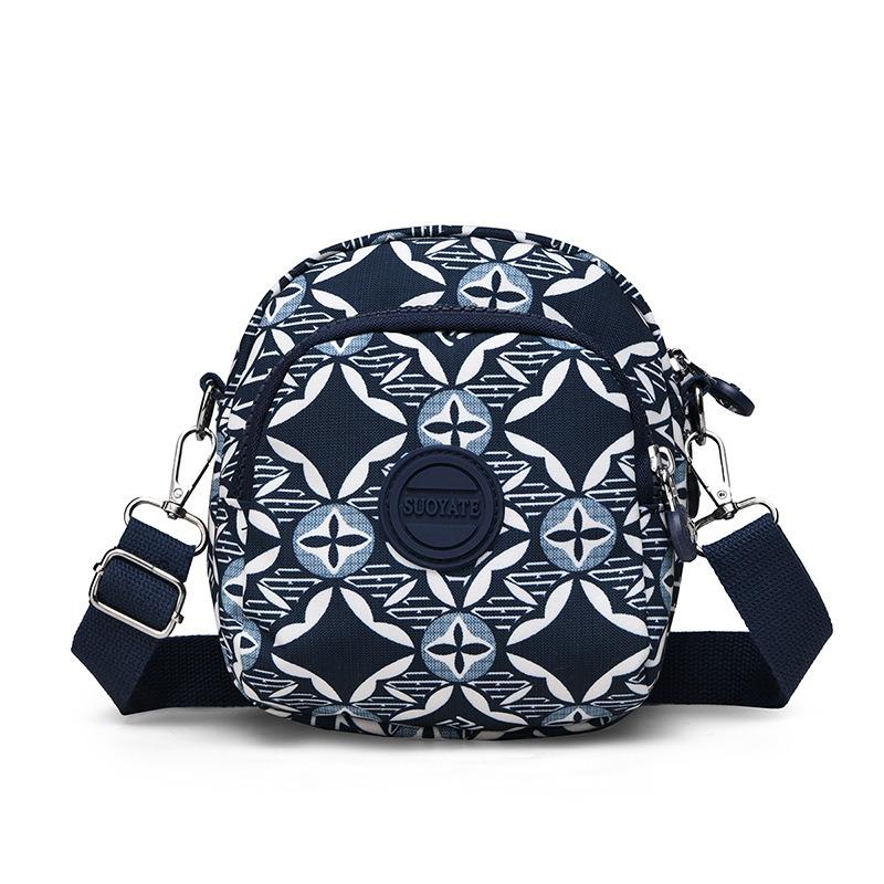 

New simple and fashionable messenger bag women s small and lightweight personalized mobile phone bag casual printed nylon cloth women s bag