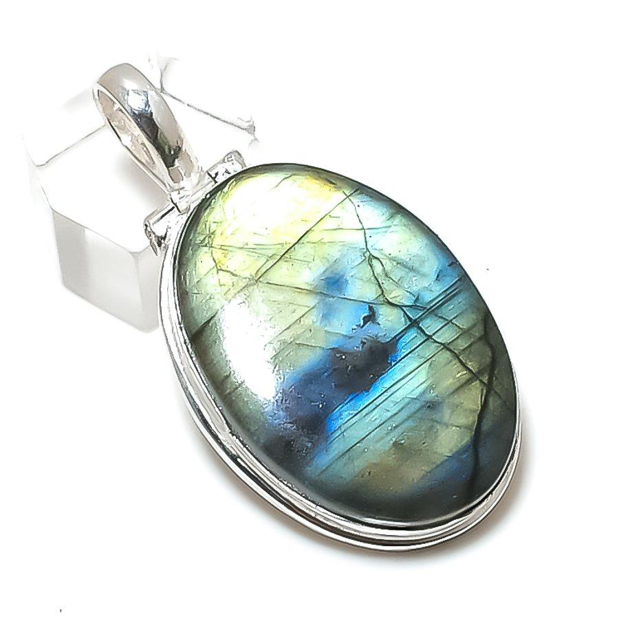 

Natural Labradorite Gemstone 925 Sterling Silver Jewelry Pendant 2.05 W8Q44
