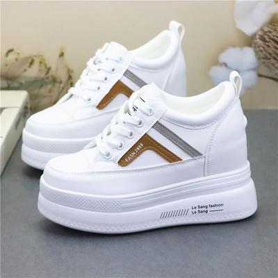 Mode 10CM Platåkilssneakers Klumpiga Skor Äkta Läder för Kvinnor Sommarskor Vår Höst Gångsneakers Mode