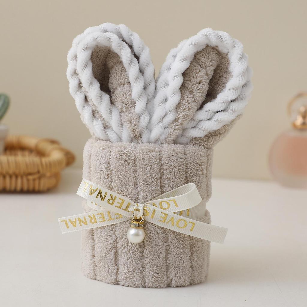 Charming Rabbit Towel - Cute Birthday, Wedding, Kindergarten Gift