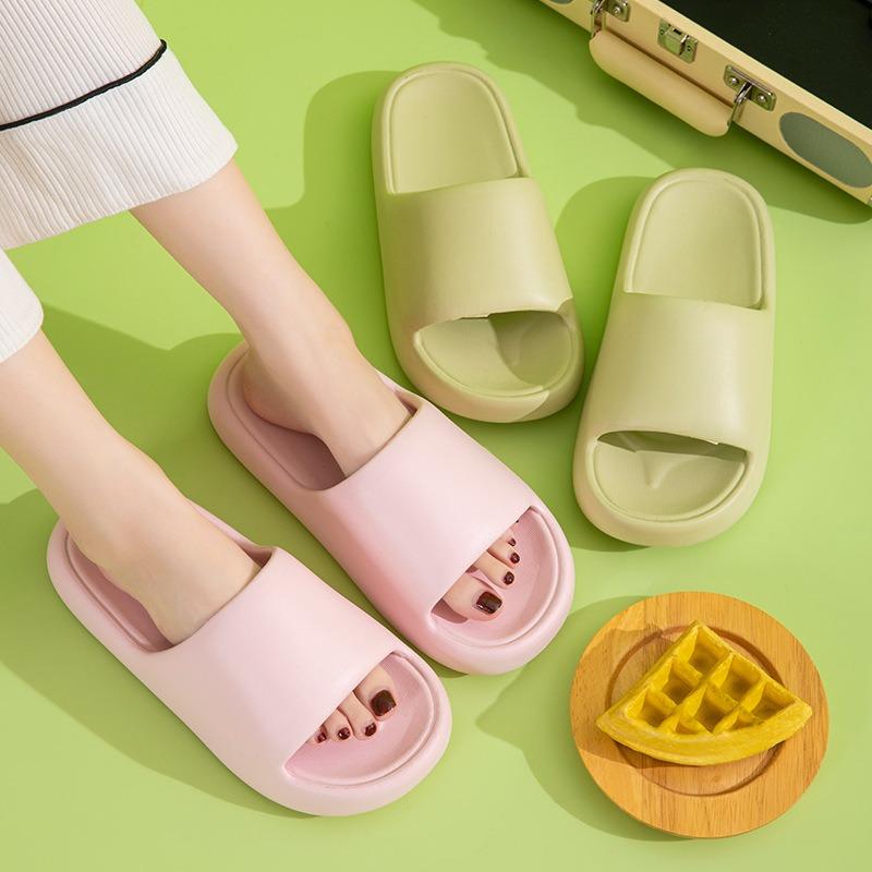 New EVA deodorant home sandals women's summer soft sole wear-resistant, non-slip and breathable couple outer slippers men