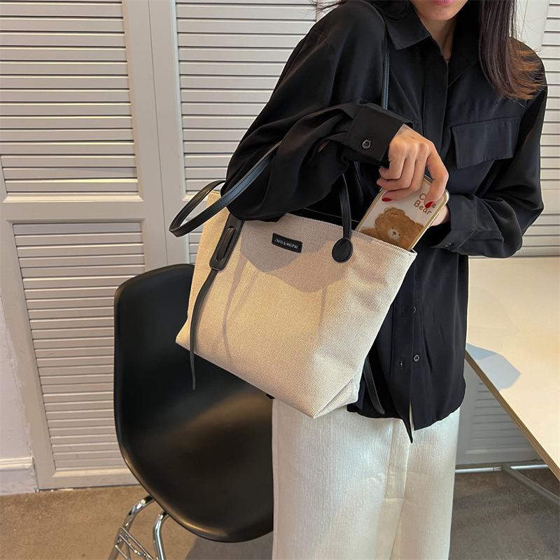 Casual Large-capacity Bag Women's Bag Summer New Versatile Canvas Bag Commuting Class Shoulder Bag Simple Tote Bag