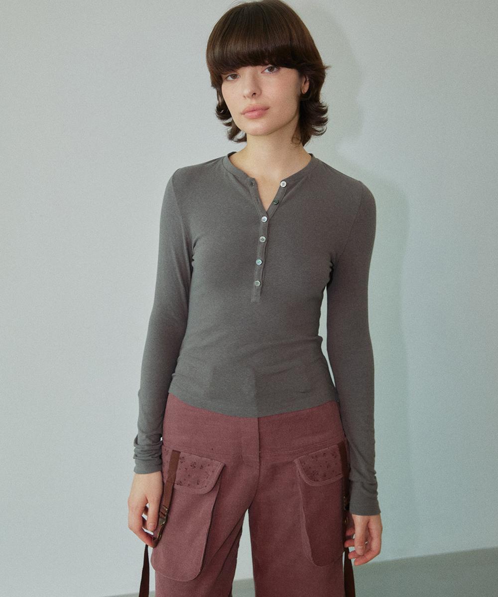 Wove Moment Basic Henley Neck Top Dark Grey Wbdftp004Dg Dark Gray/36