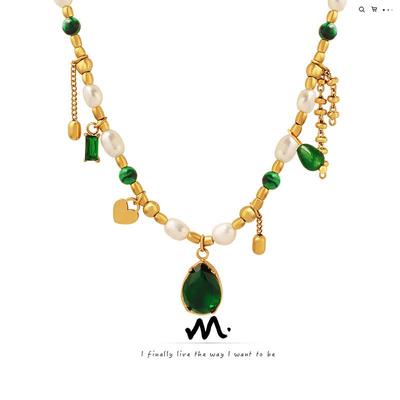 Elegantiškas europietiško ir amerikietiško rūmų stiliaus vėrinys su gėlavandeniu perlu, cirkoniu, nefritu ir turkio pakabuku