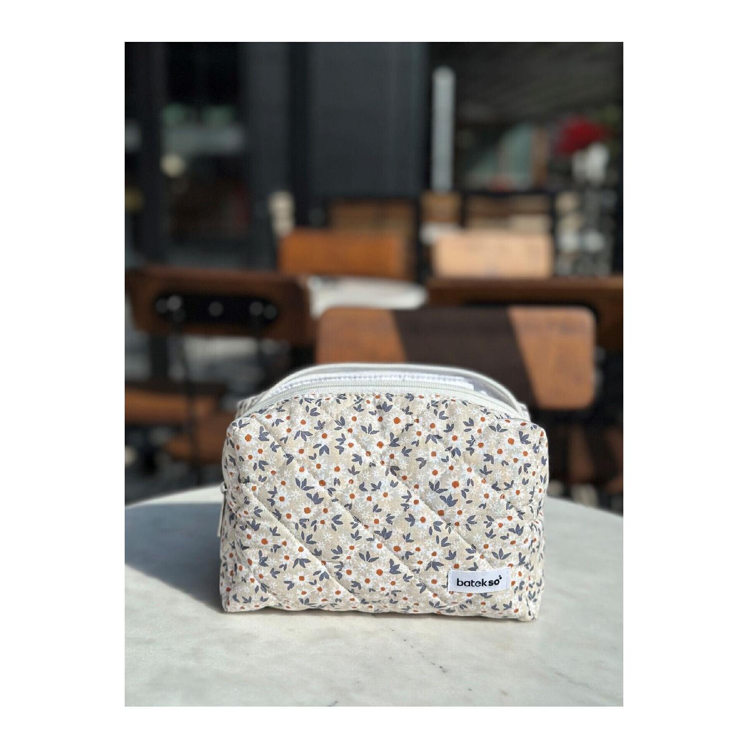 

Beige Daisy Pattern Makeup Bag - Large Size бежевый