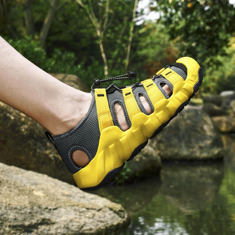Fashion Summer Leisure Vacation New Men Young Fashionable Design Soft Sole Sandals Outdoor Teenagers Non-slip Comfortable Sport Sandals