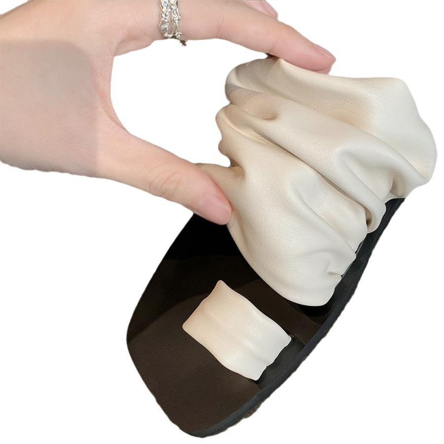 Grape mother has the same style, with a sense of design, square head folds piled up, flat-bottomed toe leather slippers, and women's flat-bottomed sa