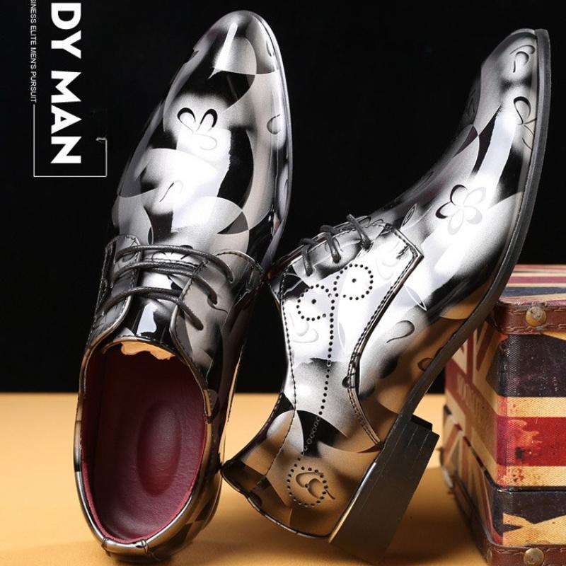 Pointed-toe men's leather shoes Banquet, work, outdoor Large sizes Shiny leather shoes