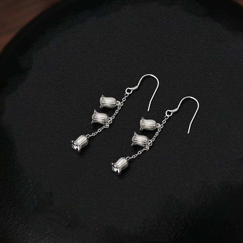 

Темпераментный ландыш с бахромой серьги-крючки высокого класса Темпераментный новый китайский дизайн с кисточками