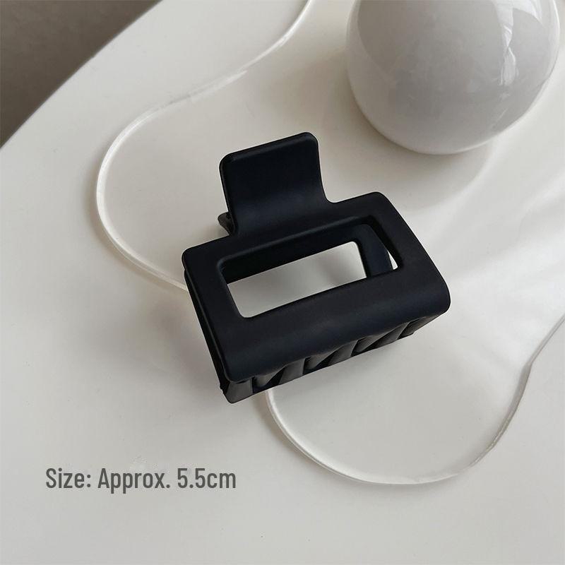 Versatile Milk Coffee Hair Clip: Large, Simple Shark Design for Women