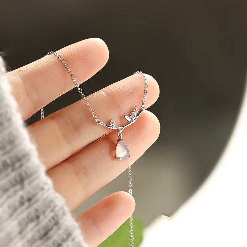 Bamboo Water Drop Necklace for Women Light Luxury Niche Design for Niansen Series Versatile Temperament Accessories Clavicle Chain Trend