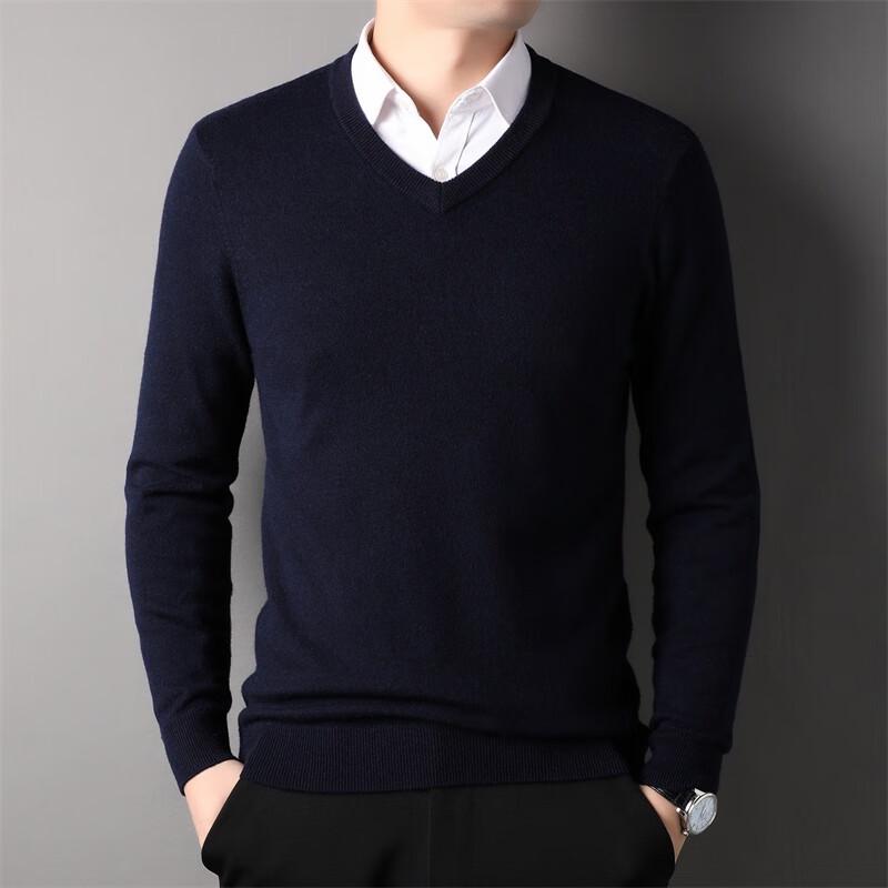 

Мужской пуловер с V-образным вырезом из 100% шерсти ягненка 185