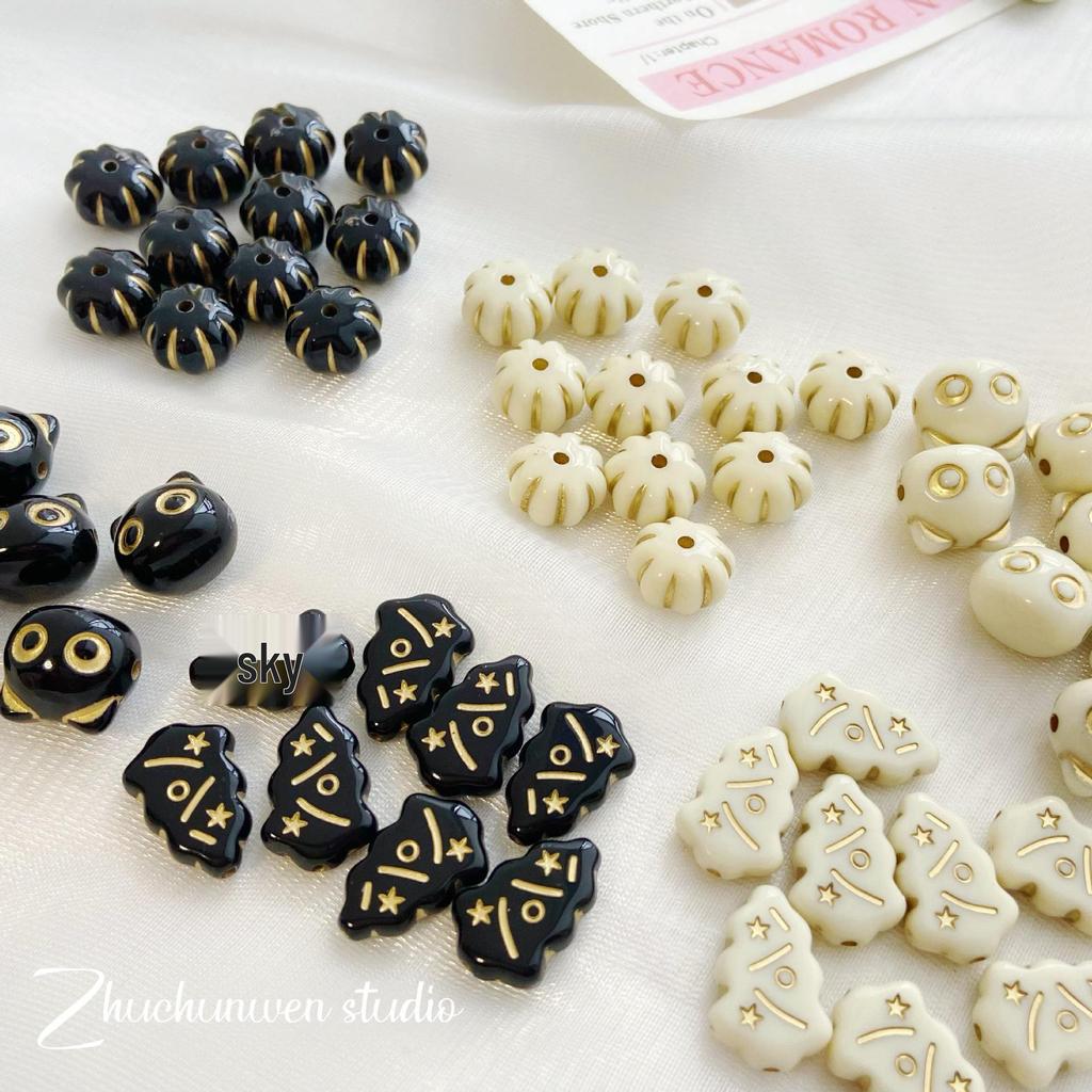 Gold-Painted Cat Head Bead for DIY Christmas Jewelry